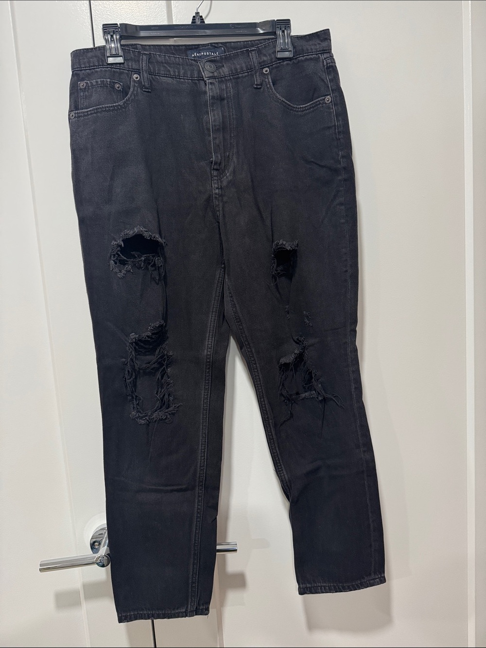 Aeropostale Black Distressed Slim Straight Jeans